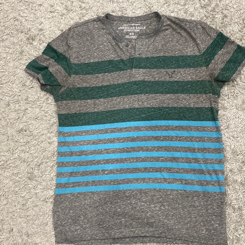 American eagle tshirt